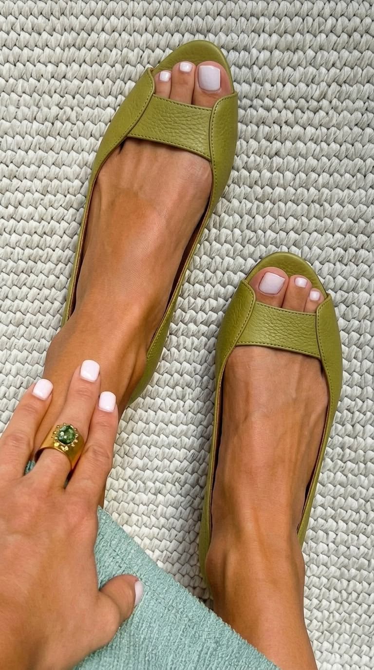 Adelina Sandali Dorati Comfort Chic